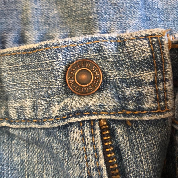 Men’s Levi’s Jeans - Picture 5 of 7